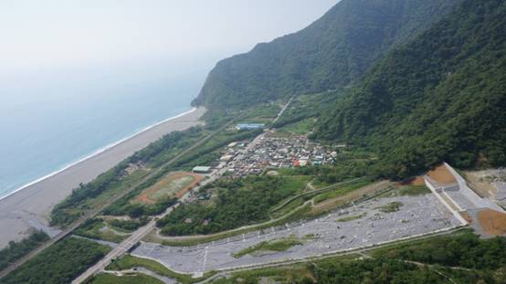 花蓮縣秀林鄉－和中部落北側野溪上游土石防治工程-遠照