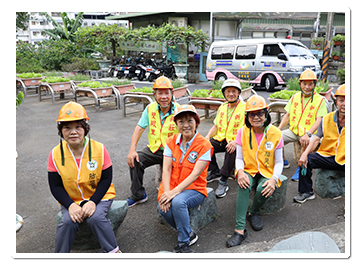 新北市新莊區雙鳳里自主防災守衛隊擔負起社區防災的重責大任。