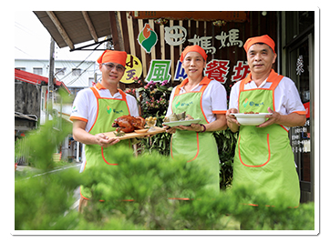 小半天風味餐坊的招牌料理,連大企業都慕名上門搶訂。